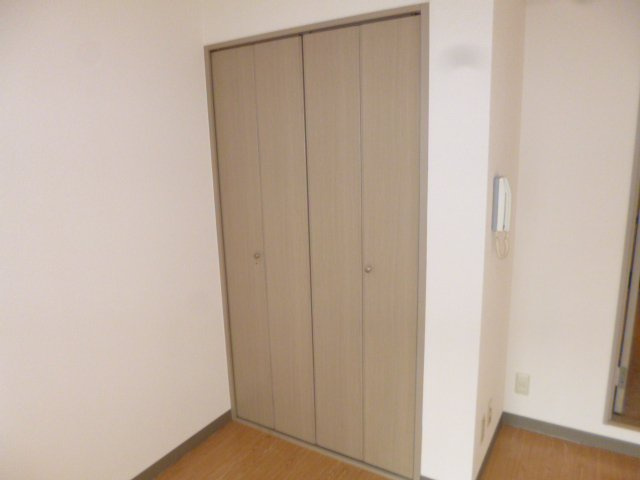 【収納】 | エランビタールIII | たっぷりとした収納スペースです