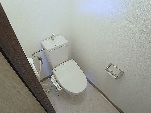 スタッツァ兵庫のトイレ|温水洗浄便座のトイレ