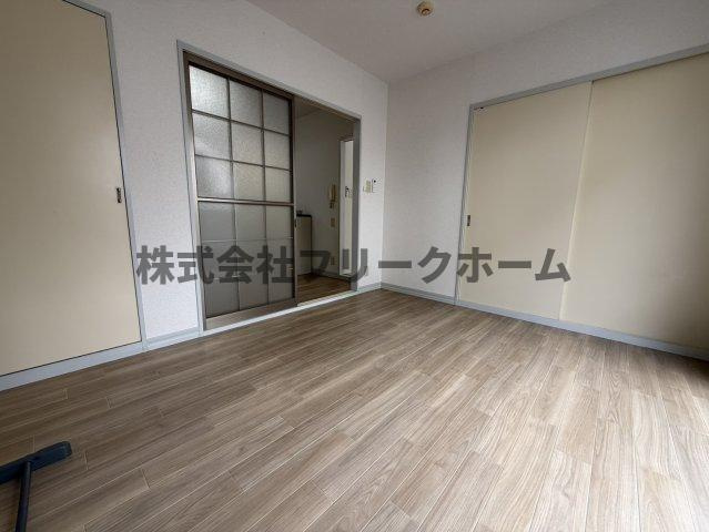 小金井市中町２丁目のアパートの寝室