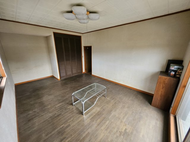 渋川市赤城町宮田の中古一戸建の洋室