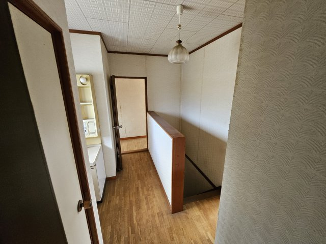 渋川市赤城町宮田の中古一戸建の独立洗面台