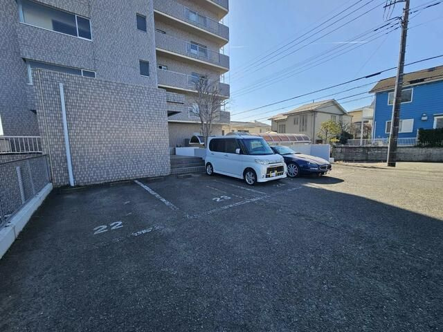 グリーンプラザ市ヶ尾の駐車場