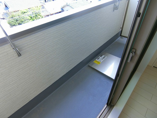 フジパレス小松南町のバルコニー