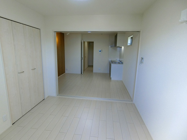 フジパレス小松南町の洋室