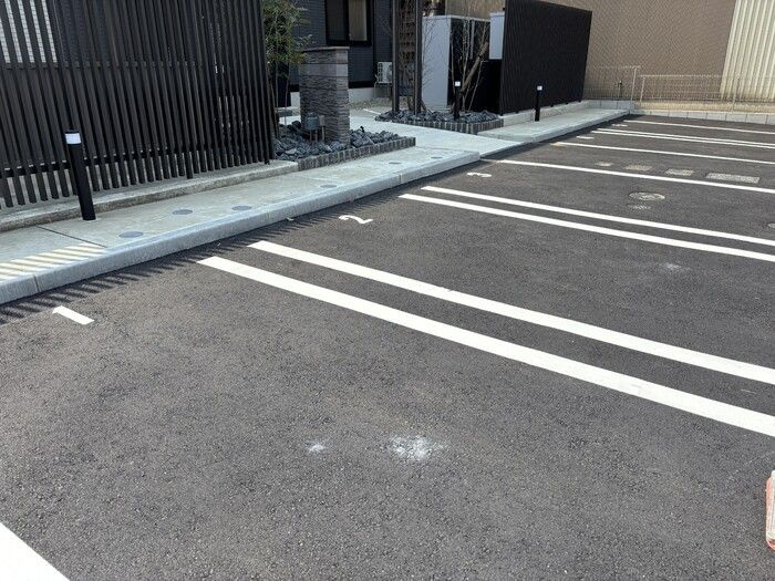 Feliciaの駐車場