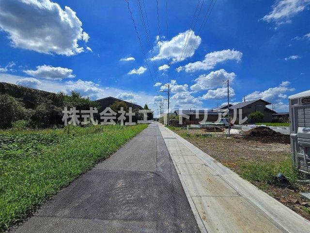 可児郡御嵩町上恵土　第8　新築戸建　全5棟の前面道路含む現地写真