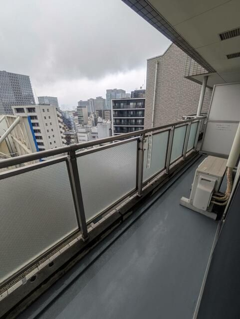 新御茶ノ水アーバントリニティのバルコニー