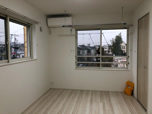 【居間・リビング】 | エスワンハイツ高ヶ坂(エスワンハイツコガサカ)