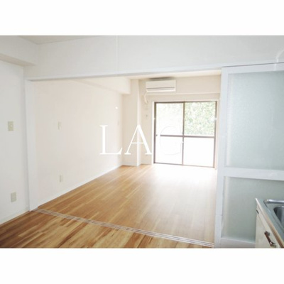 【寝室】 | プラーティット本中山 | 寝室です。