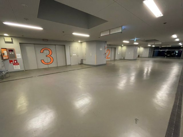 グラン・アベニュー栄　名古屋市賃貸　仲介手数料無料の駐車場