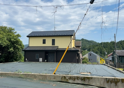 【外観】 | 青山売地 | 土地の面積＝住宅面積ではありません。建ぺい率の問題などで、土地のある場所によって住宅を建てられる面積は限られています。高さもしかり、「土地」という言葉の中には、建築条件も含まれると考えておきましょう。