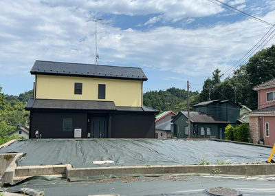 【外観】 | 青山売地 | 隣家の土地はどうなっているのか、生活利便施設が近くにあるのか、学校まで近いかなど、お客様のライフスタイルにあわせたイメージが重要です。また、近くにあると困る施設が近くにないかも確認するといいでしょう。