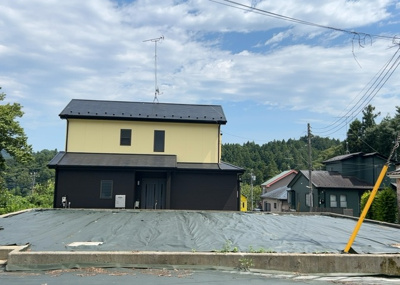 【外観】 | 青山売地 | 家を建てる前提で土地を探している場合、地盤の丈夫さは譲れない条件の一つです。地盤が脆弱だと追加工事が必要となります。また、過去に地盤沈下や液状化現象を起こした土地は、できるだけ避けた方がいいでしょう。