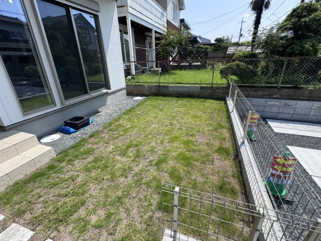 我孫子市湖北台２丁目新築戸建【湖北台東小学校：3分】の庭|南側庭スペース