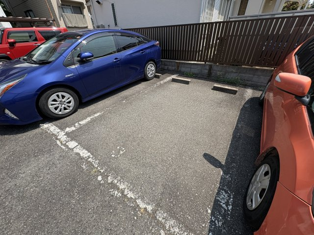サンフォリアの駐車場