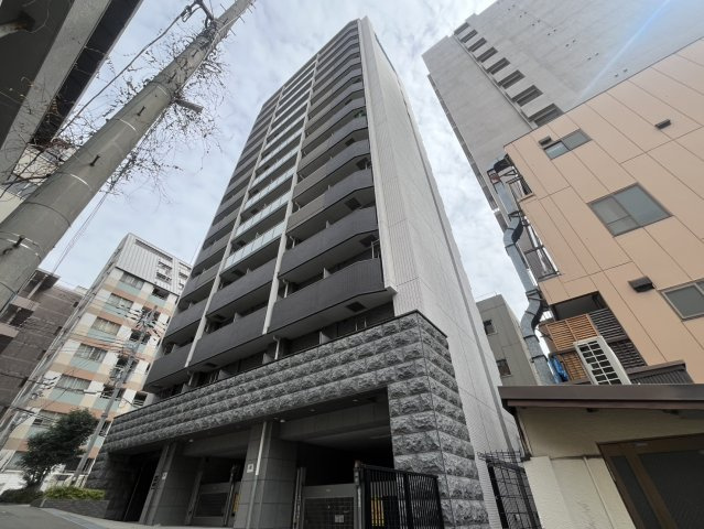 プレサンス神戸元町の外観