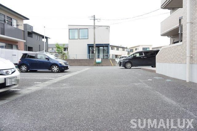 熊本市東区御領５丁目の賃貸マンションの駐車場