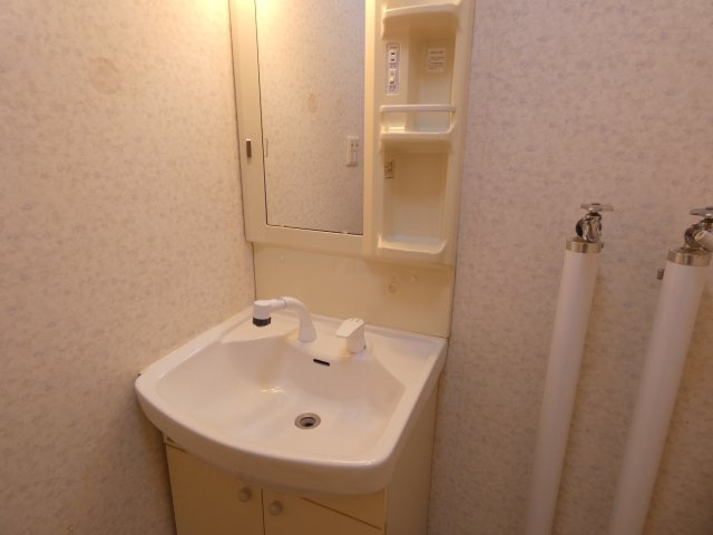 LAND HUMANの洗面所