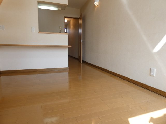 LAND HUMANの居間・リビング