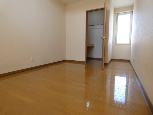 LAND HUMANの洋室