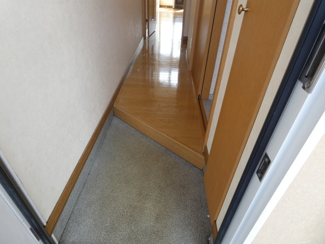 LAND HUMANの玄関