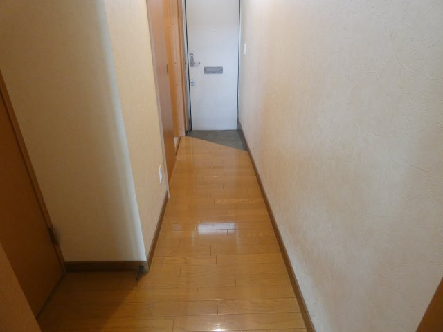 LAND HUMANの玄関