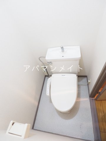 【トイレ】 | 丘の上ハウス | 清潔感のあるトイレです