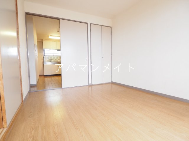 【洋室】 | 丘の上ハウス | 戸塚周辺ならアパマンメイトへＬｅｔｓ Ｇｏ ！