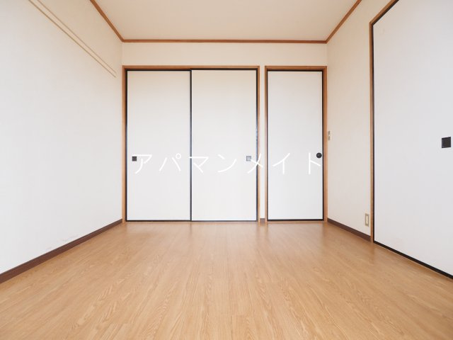 【洋室】 | 丘の上ハウス | 戸塚周辺ならアパマンメイトへＬｅｔｓ Ｇｏ ！