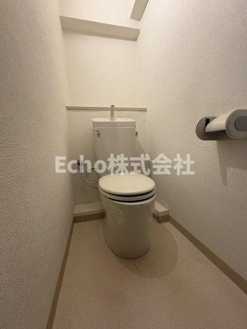 コンフィデンス西本町のトイレ
