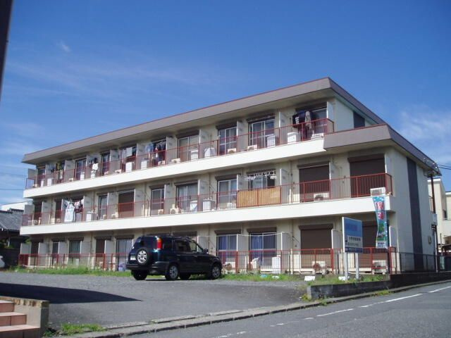 サニーハイツ山下の外観