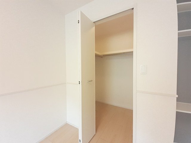 クレア・ルースの収納