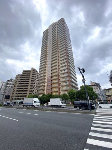 グローリオタワー巣鴨の外観|外観
落ち着いた色合いとモダンなデザインが目を引く洗練された外観です。周囲の街並みとも美しく調和する魅力的な建物となっています。