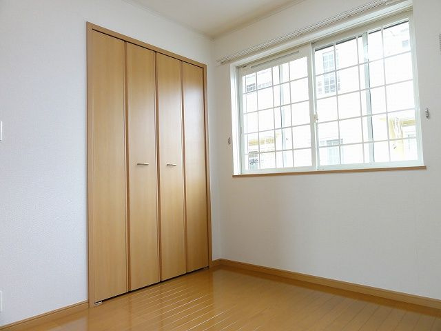 フィオーレ白浜Ⅰの洋室