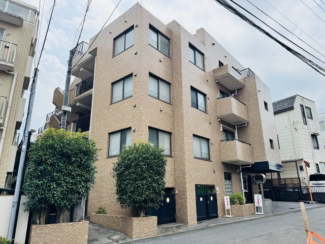 セントラルコートめじろ台の外観|～めじろ台駅徒歩15分　内装フルリノベ中のマンション　小中学校近く子育てしやすい住環境～