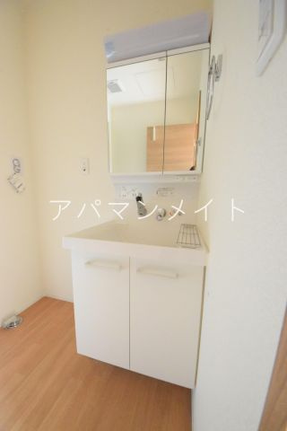 【洗面所】 | ラテールC棟 | 脱衣スペースもあります
