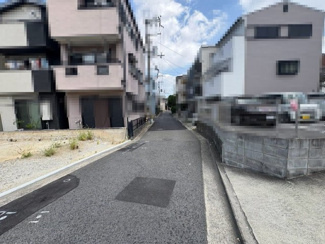 【前面道路含む現地写真】 | 堀上町　新築分譲住宅　全４区画 |   一戸建て-堺市中区堀上町
 ゆとりのある洗面室ですよ♪朝の身支度もスムーズにできますね！ゆとりのある洗面室ですよ♪朝の身支度もスムーズにできますね！
