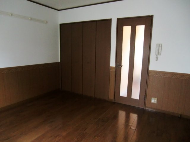 プティメゾン入船の内装