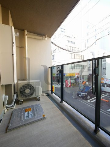 エルセレーノ横浜関内デューエのバルコニー