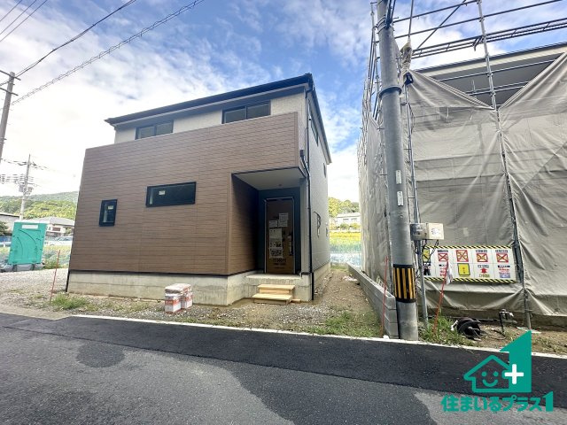 ●17(土)18(日)現地案内可能！　生駒市有里町　第3期　新築一戸建ての外観|現在の進捗状況です！順調に作業進行中、完成が待ち遠しいです！詳細の間取り等、お気軽にお問い合わせください！