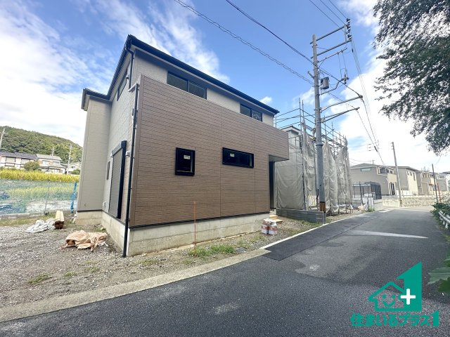 ●31(土)1(日)3(祝)現地案内可能！　生駒市有里町　第3期　新築一戸建ての外観|現在建築中！落ち着いた街並みで新生活を始めることが出来そう！周辺の物件も併せてご紹介させて頂きます！