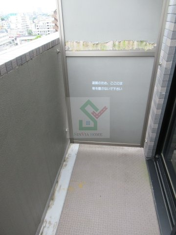 ルーブル練馬高野台参番館のバルコニー