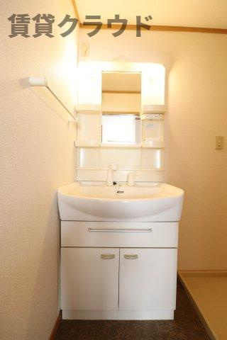 アクアパレスの洗面所|朝の準備に活躍する、洗髪洗面化粧台！