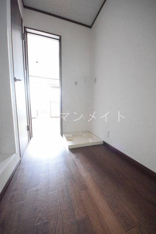 【設備】 | メゾンアイリス | 室内洗濯機置場です！