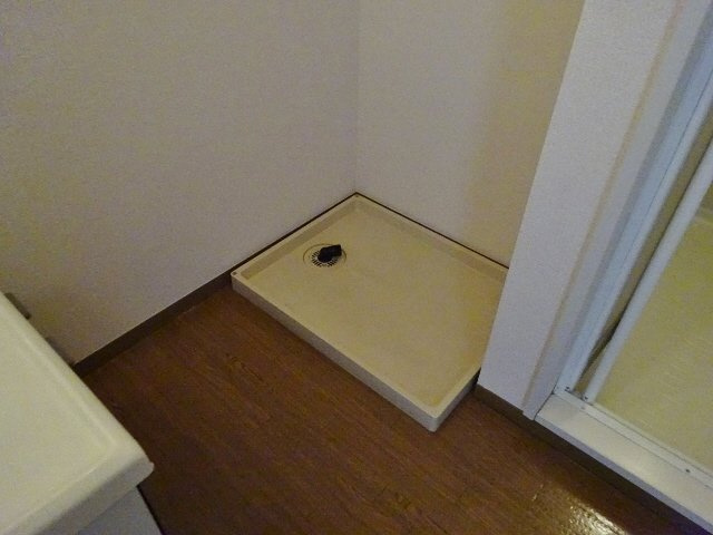 シャン・ティオン参番館|室内洗濯機置き場
