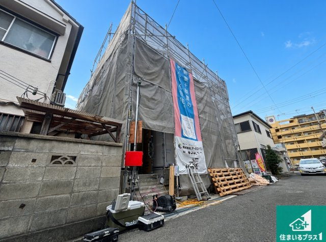 和歌山市市小路　第6期　新築一戸建ての外観|周辺は落ち着いた街並みの住宅地！子育てがしやすい住環境です！まだ未完成ですが、現地でしかわからない事もございます。是非一度ご覧ください。