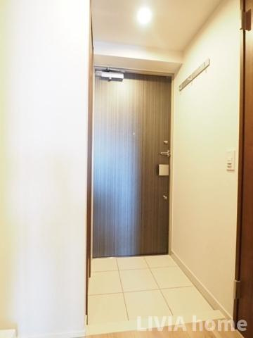 大田区大森中２丁目の賃貸マンションの玄関|同シリーズの参考写真です。実際の設備・内装は現況を優先とさせていただきます。