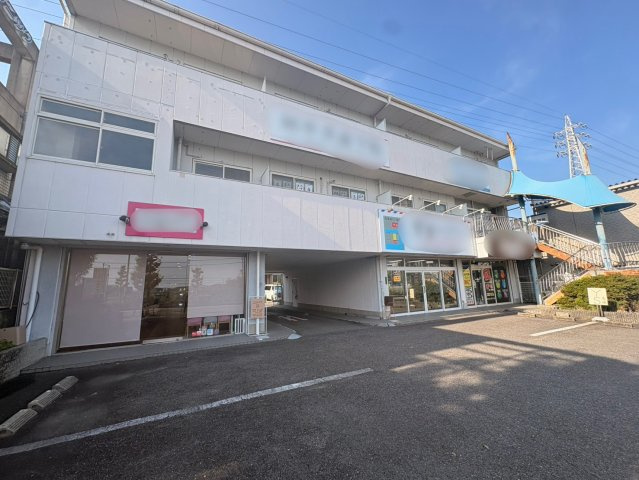 ラフォーレ林の外観