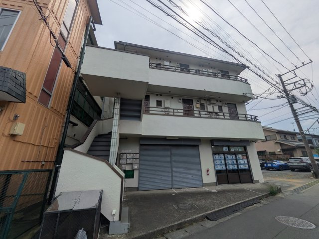 東和稲田堤第３ビルの外観