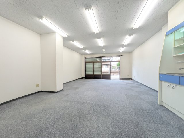 東和稲田堤第３ビルの洋室